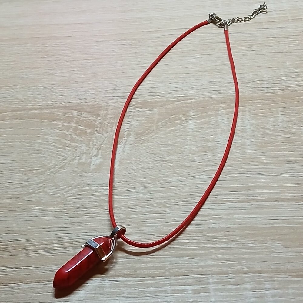 NWOT Fashion Necklace Red & Black Crystal Pendant Jewelry #37